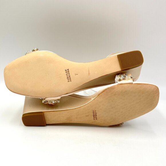 Badgley Mischka Size 7 Teasha Soft Nude Satin Jeweled Wedges Dress Sandals Shoes - Picture 10 of 15